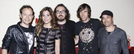 Leire Mart&iacute;nez y sus compa&ntilde;eros de La Oreja de Van Gogh