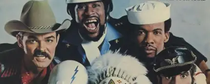 Los 'Village People' en la portada de su álbum Go West Los 'Village People' en la portada de su álbum Go West