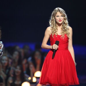 Beyonc&eacute; y Taylor Swift en los MTV VMAs 2009