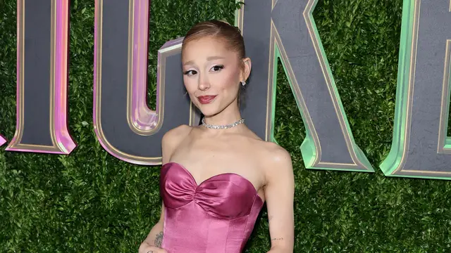 Ariana Grande en la premiere de 'Wicked' en Nueva York