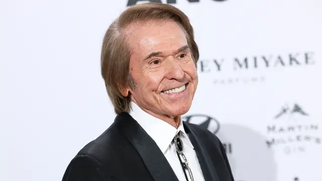 Raphael, al detalle: su edad, sus problemas de hígado y qué quiere decir el disco de Uranio