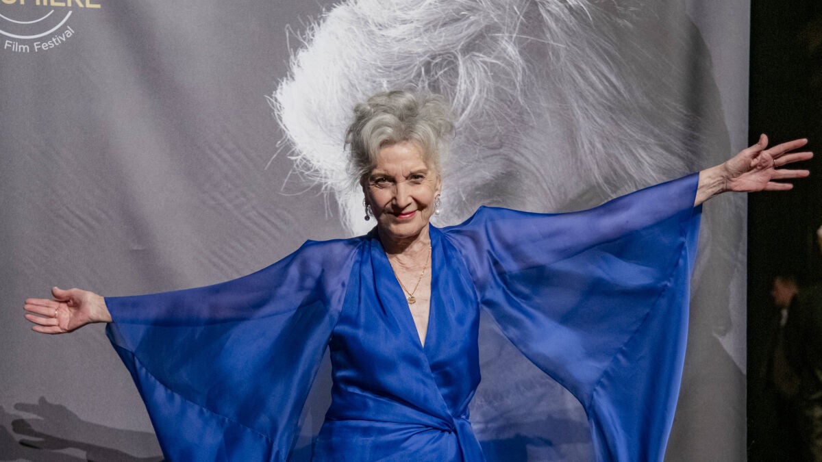 Marisa Paredes: su hija, sus películas con Almodóvar y su papel en 'La Vida  es Bella' | Europa FM