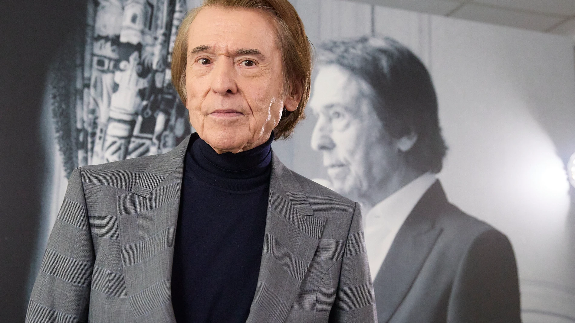 Raphael padece un linfoma cerebral primario Raphael padece un linfoma cerebral primario