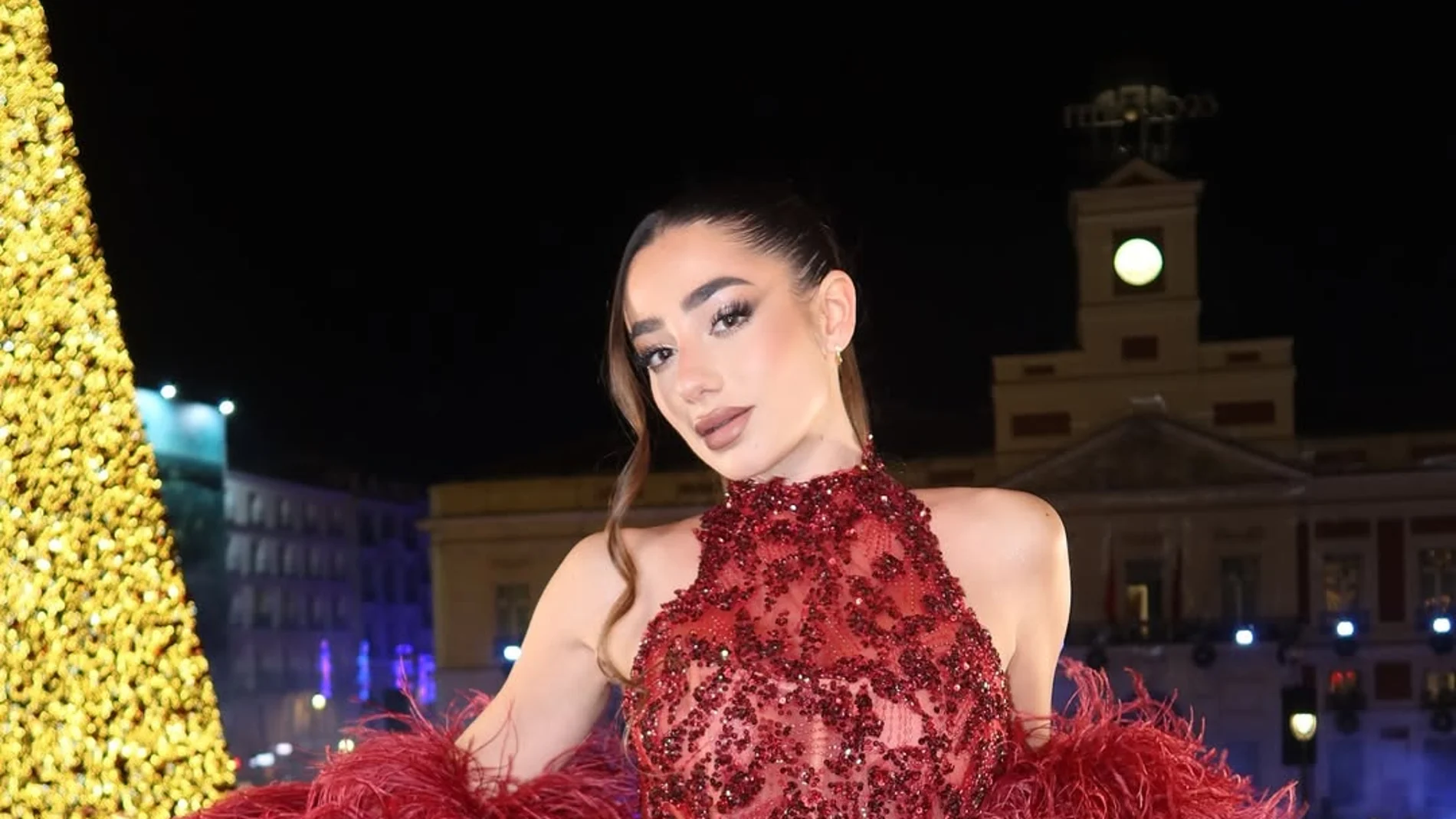 Lola Lolita da el campanazo con su espectacular vestido para dar la bienvenida al 2025 Lola Lolita da el campanazo con su espectacular vestido para dar la bienvenida al 2025