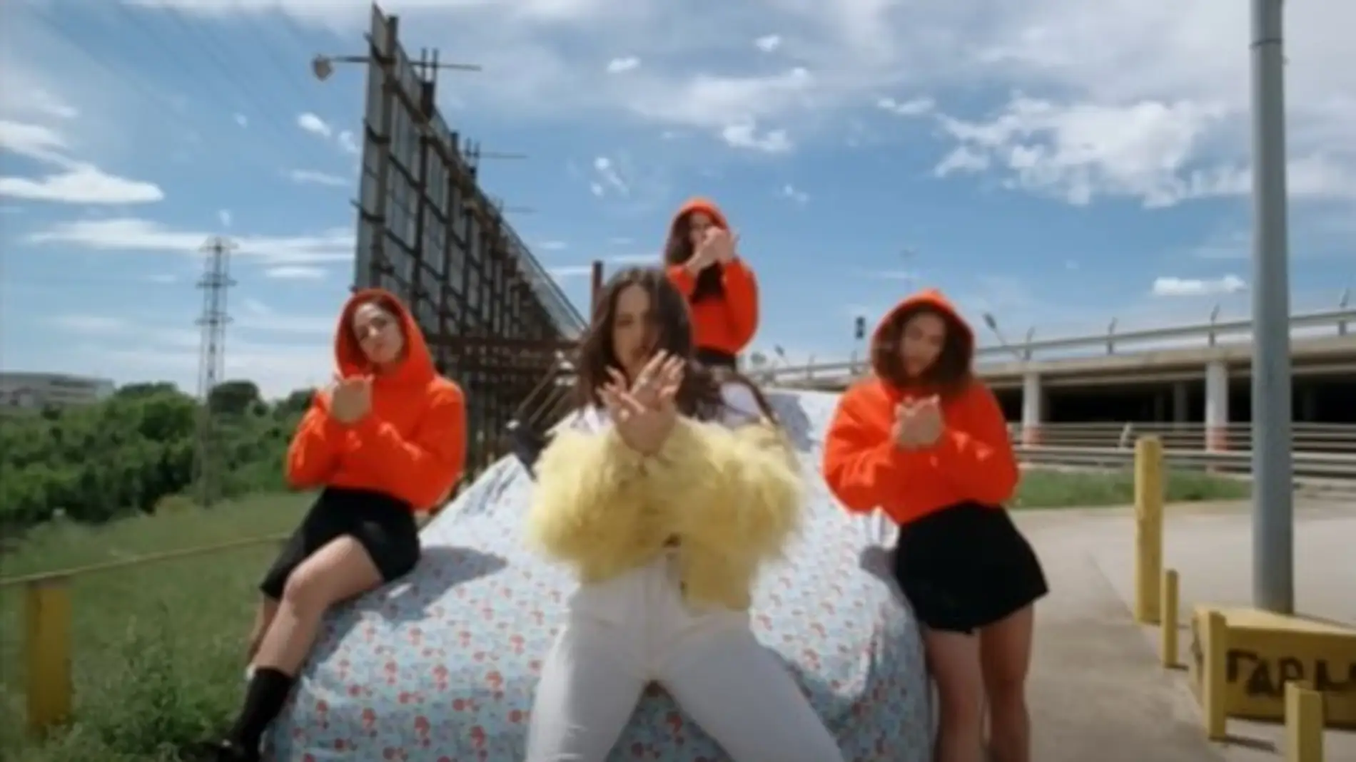 Frame del videoclip de 'Malamente' de Rosalía Frame del videoclip de 'Malamente' de Rosalía