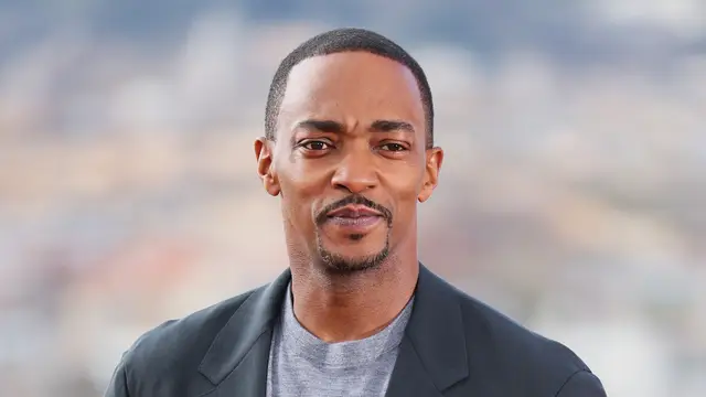 El actor Anthony Mackie en la premier de 'Captain America: Brave New World'