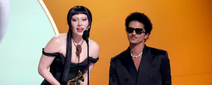 Lady Gaga y Bruno Mars en los Premios Grammy 2025 Lady Gaga y Bruno Mars en los Premios Grammy 2025