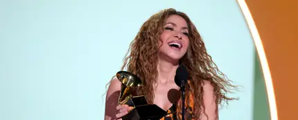 Shakira recoge el premio Grammy a Mejor Álbum Pop Latino Shakira recoge el premio Grammy a Mejor Álbum Pop Latino
