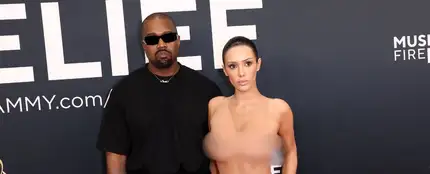 Bianca Censori y Kanye West en los Premios Grammy 2025 Bianca Censori y Kanye West en los Premios Grammy 2025