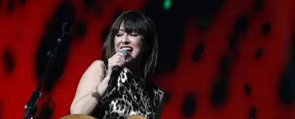 Nena Daconte sorprende cantando 'Tenía tanto que darte' en el metro de La Latina Nena Daconte sorprende cantando 'Tenía tanto que darte' en el metro de La Latina