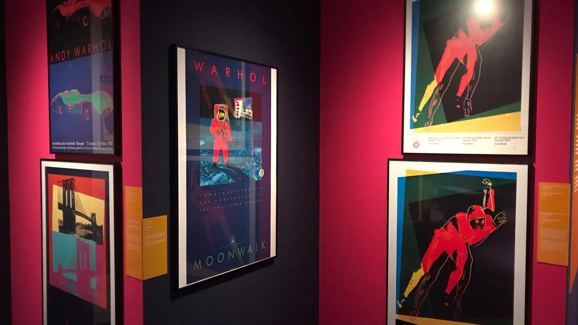 Carteles de Andy Warhol expuestos en la Fundación Canal de Madrid. Carteles de Andy Warhol expuestos en la Fundación Canal de Madrid.