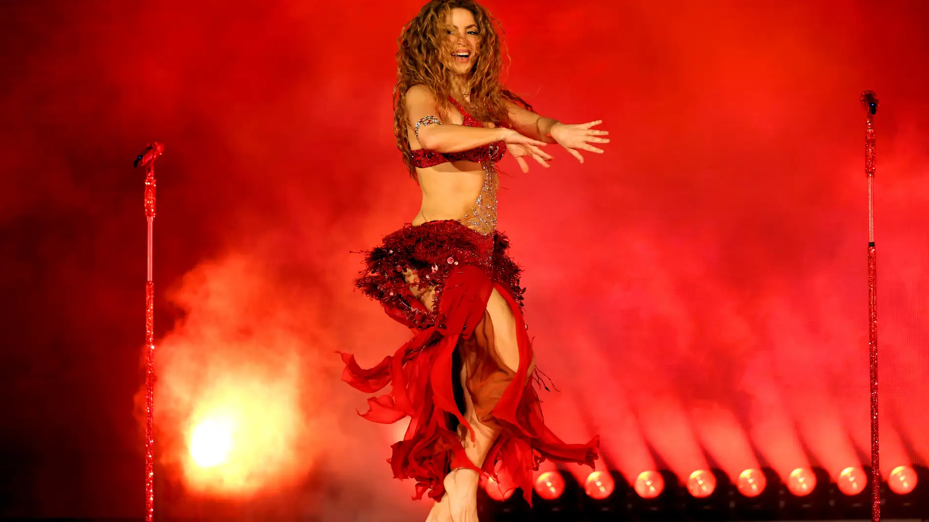 Shakira interpreta 'Ojos así' Shakira interpreta 'Ojos así'