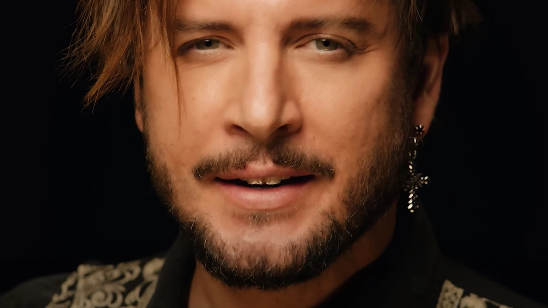 Manuel Carrasco en el videoclip de 'El grito del niño' Manuel Carrasco en el videoclip de 'El grito del niño'