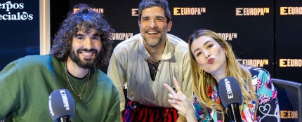 Mikel Izal con Eva Soriano y Nacho García en 'Cuerpos especiales'