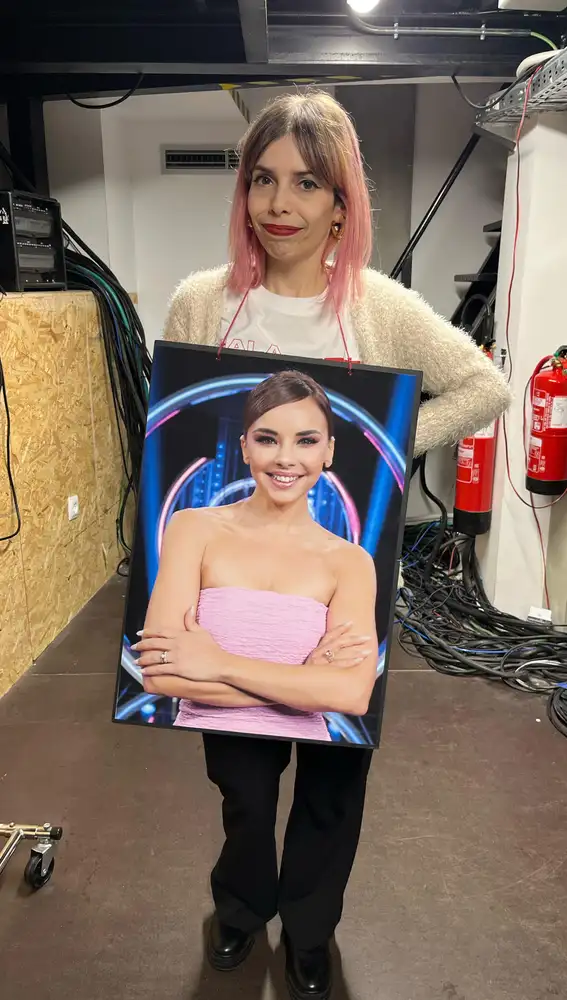 Alba Cordero, aliada con Chenoa para ser 'Atrévete' (Cadena 100). Alba Cordero, aliada con Chenoa para ser 'Atrévete' (Cadena 100).