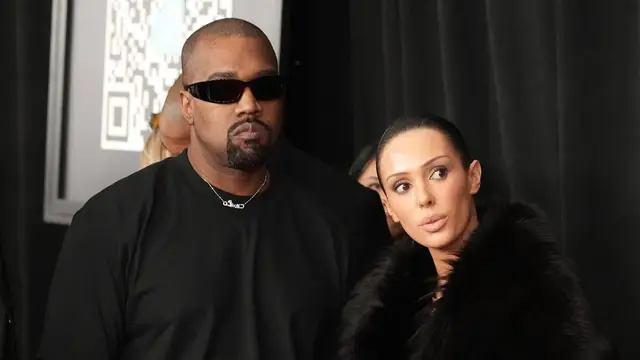 Kanye West y Bianca Censori en los Premios Grammy 2025