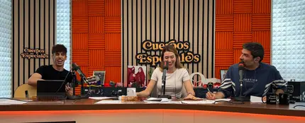 Diego Arroyo y Eva Soriano discuten sobre el horóscopo en un duelo musical Diego Arroyo y Eva Soriano discuten sobre el horóscopo en un duelo musical