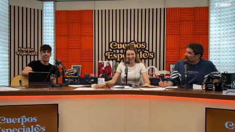 Diego Arroyo y Eva Soriano discuten sobre el horóscopo en un duelo musical Diego Arroyo y Eva Soriano discuten sobre el horóscopo en un duelo musical