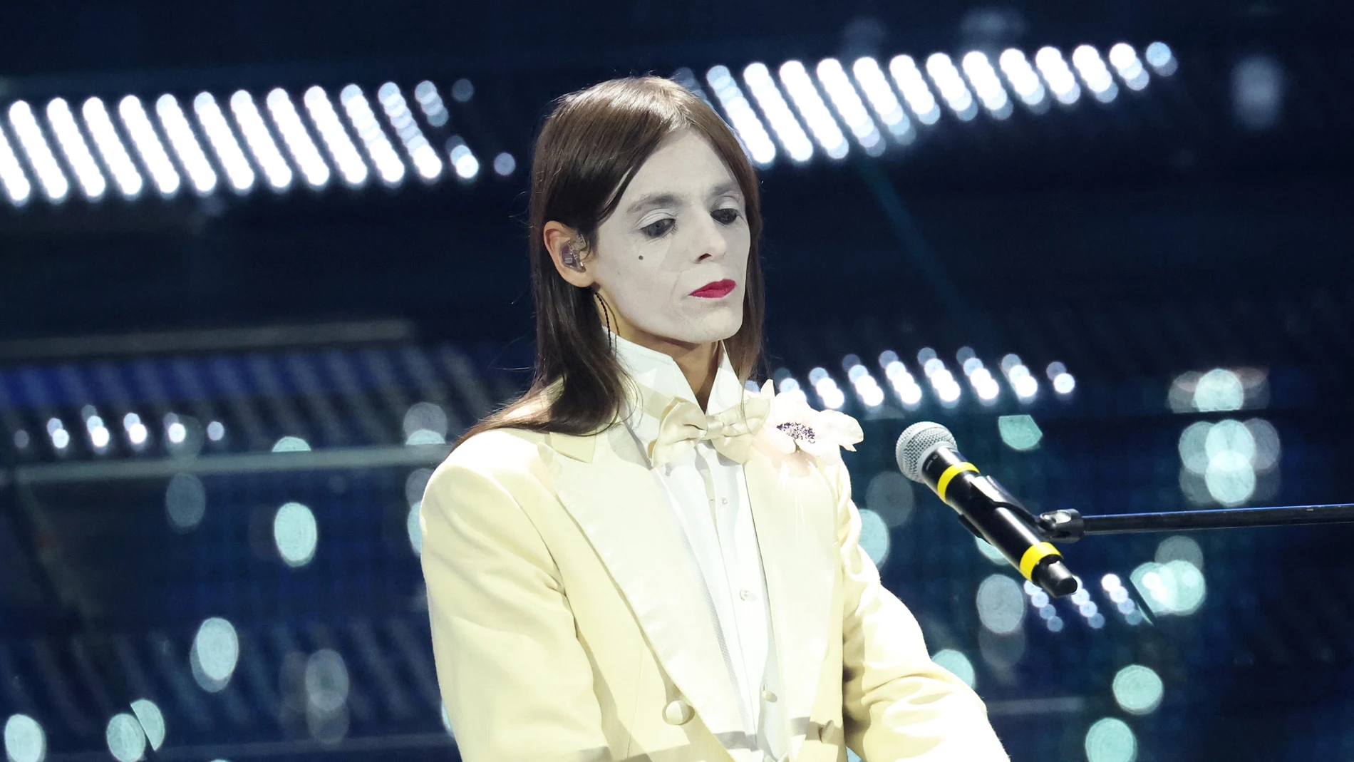 Lucio Corsi en Sanremo 2025 Lucio Corsi en Sanremo 2025