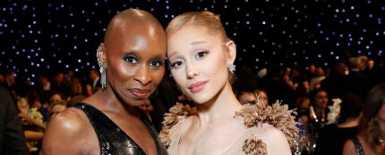 Cynthia Erivo y Ariana Grande, en los Critics Choice Awards de 2025.