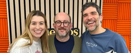 Borja Cobeaga con Eva Soriano y Nacho García en 'Cuerpos especiales' Borja Cobeaga con Eva Soriano y Nacho García en 'Cuerpos especiales'