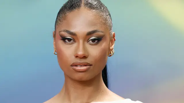 Nia