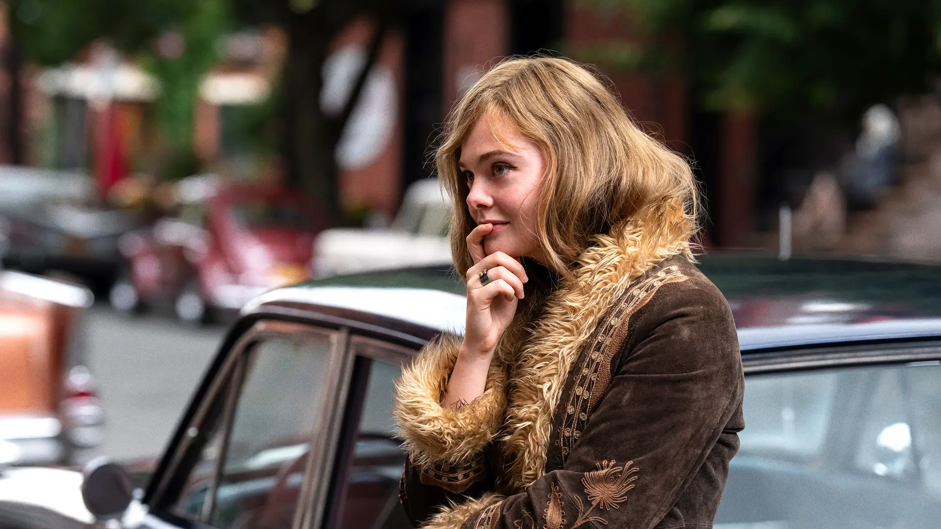 Elle Fanning es Sylvie (Suze Rotolo) en 'A Complete Unknown' Elle Fanning es Sylvie (Suze Rotolo) en 'A Complete Unknown'