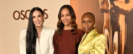 Demi Moore, Zoe Saldaña y Cynthia Erivo en la cena de nominados de los Premios Oscar 2025