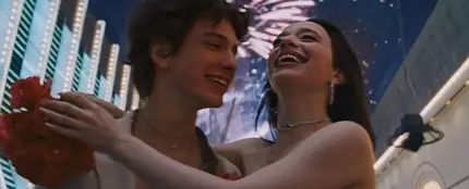 Mark Eydelshteyn y Mikey Madison son Ivan y Anora en 'Anora' Mark Eydelshteyn y Mikey Madison son Ivan y Anora en 'Anora'