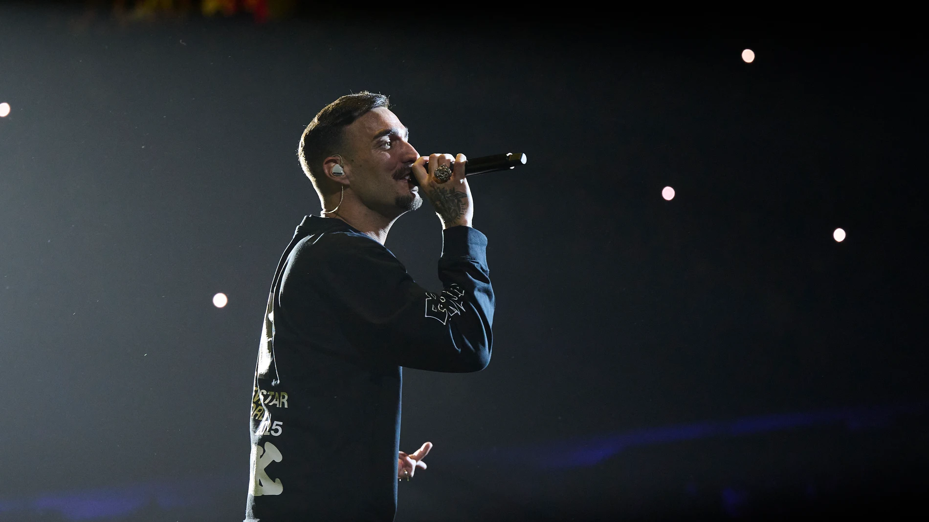 Rels B arranca su gira 'A New Star Is World Tour' con una primera noche inolvidable en Madrid Rels B arranca su gira 'A New Star Is World Tour' con una primera noche inolvidable en Madrid