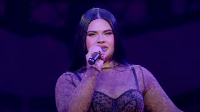 Miriana Conte durante su actuación de 'Kant', la canción de Malta para Eurovisión 2025