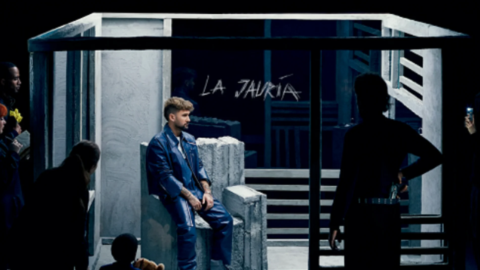 Dani Fernández consigue el Disco De Oro con 'La Jauría' Dani Fernández consigue el Disco De Oro con 'La Jauría'