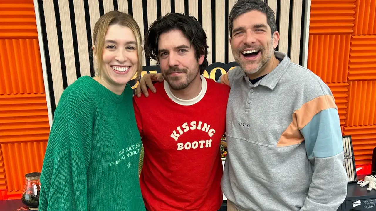 Roi con Eva Soriano y Nacho García en 'Cuerpos especiales' Roi con Eva Soriano y Nacho García en 'Cuerpos especiales'
