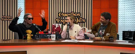 Mario Vaquerizo con Eva Soriano y Nacho García en Cuerpos especiales Mario Vaquerizo con Eva Soriano y Nacho García en Cuerpos especiales