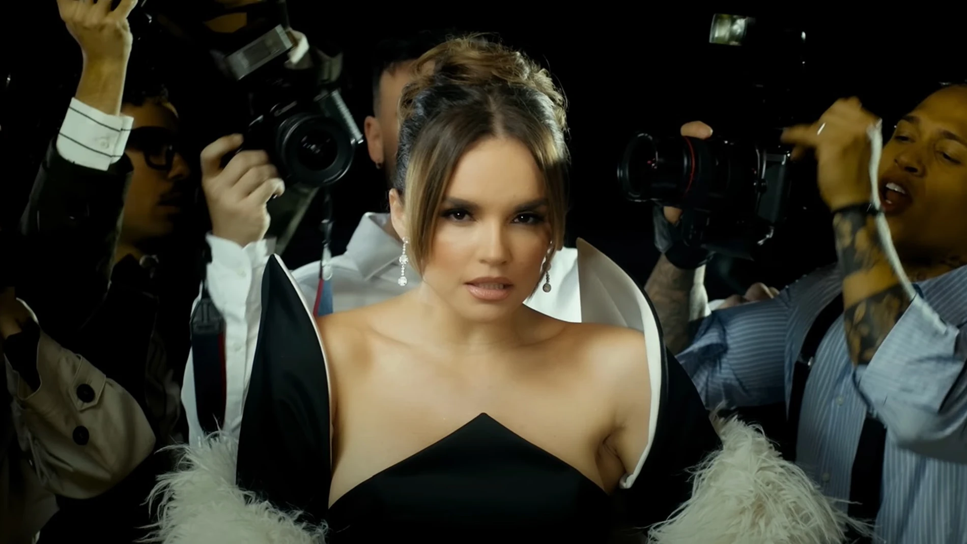 Melody en el videoclip de 'Esa Diva' Melody en el videoclip de 'Esa Diva'