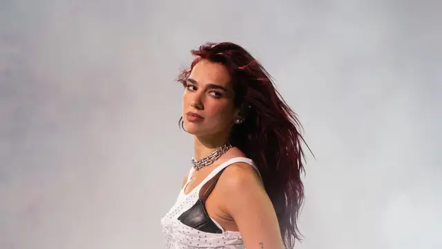 Dua Lipa en directo