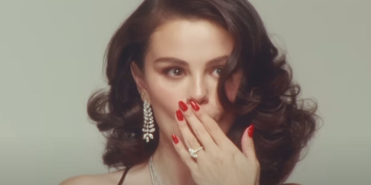 Selena Gomez en el videoclip de 'Sunset Blvd' 