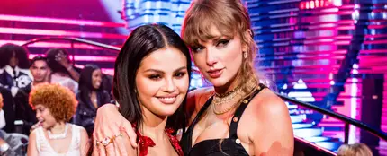 Taylor Swift y Selena Gomez en los VMAs 2023 Taylor Swift y Selena Gomez en los VMAs 2023
