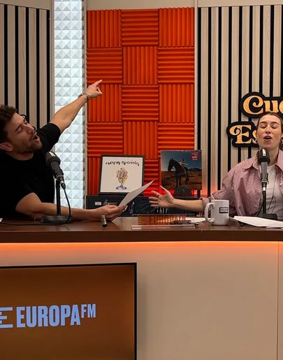 Pablo Alborán canta con Eva Soriano una versión de 'Te he echado de menos' Pablo Alborán canta con Eva Soriano una versión de 'Te he echado de menos'