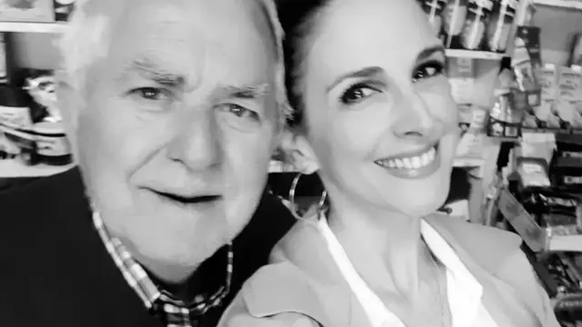 Nuria Fergó con su padre