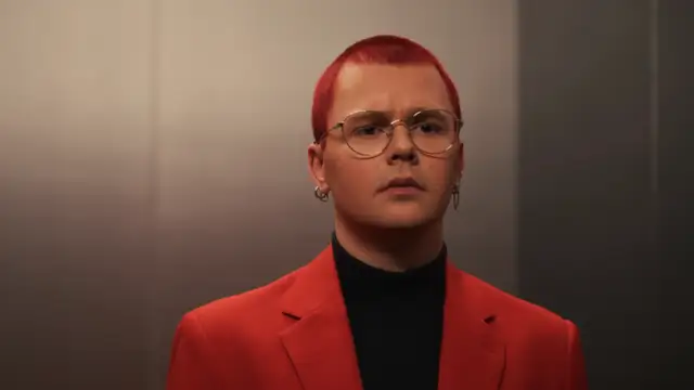 Quién es Red Sebastian, el representante de Bélgica en Eurovisión 2025 con la canción 'Strobe Lights'