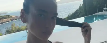 Las románticas imágenes de Dua Lupa y Callum Turner disfrutando de la Pascua Las románticas imágenes de Dua Lupa y Callum Turner disfrutando de la Pascua