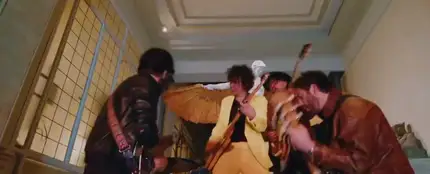 Canco Rodríguez, en el videoclip de 'Deja Encendida Una Luz' de Viva Suecia Canco Rodríguez, en el videoclip de 'Deja Encendida Una Luz' de Viva Suecia