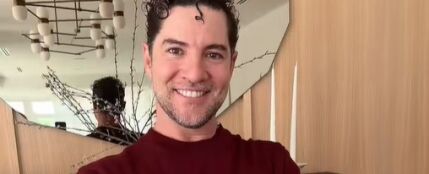 David Bisbal le canta a su comida en un vídeo viral