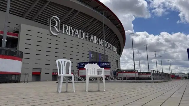 Las sillas de Bad Bunny en el Riyah Air Metropolitano