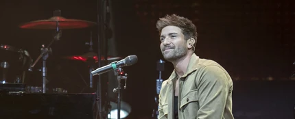 Pablo Alborán durante el concierto solidario 'Música desde el corazón', en el Movistar Arena Pablo Alborán durante el concierto solidario 'Música desde el corazón', en el Movistar Arena