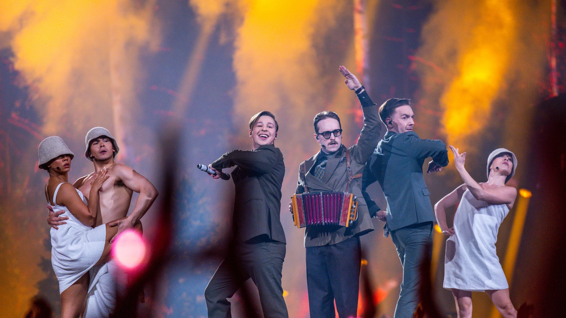 El grupo finlandés KAJ, representante de Suecia en Eurovisión. El grupo finlandés KAJ, representante de Suecia en Eurovisión.