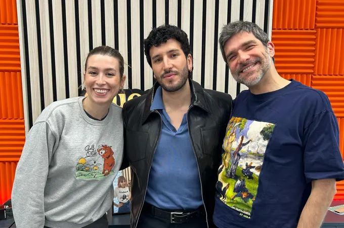 Eva Soriano y Nacho García con Sebastián Yatra. Eva Soriano y Nacho García con Sebastián Yatra.