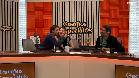 Juan Dávila con Eva Soriano y Nacho García en Cuerpos especiales Juan Dávila con Eva Soriano y Nacho García en Cuerpos especiales