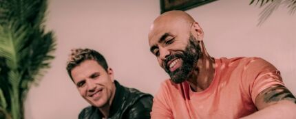 Dani Martín se une a El Chojin en 'Déjales que hablen', una colaboración macarra Dani Martín se une a El Chojin en 'Déjales que hablen', una colaboración macarra
